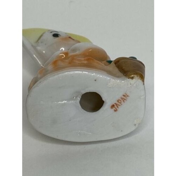 Vintage Porcelain Ceramic Doll Girl watering Flowers Figurine Japan 3.25" tall - Picture 5 of 5